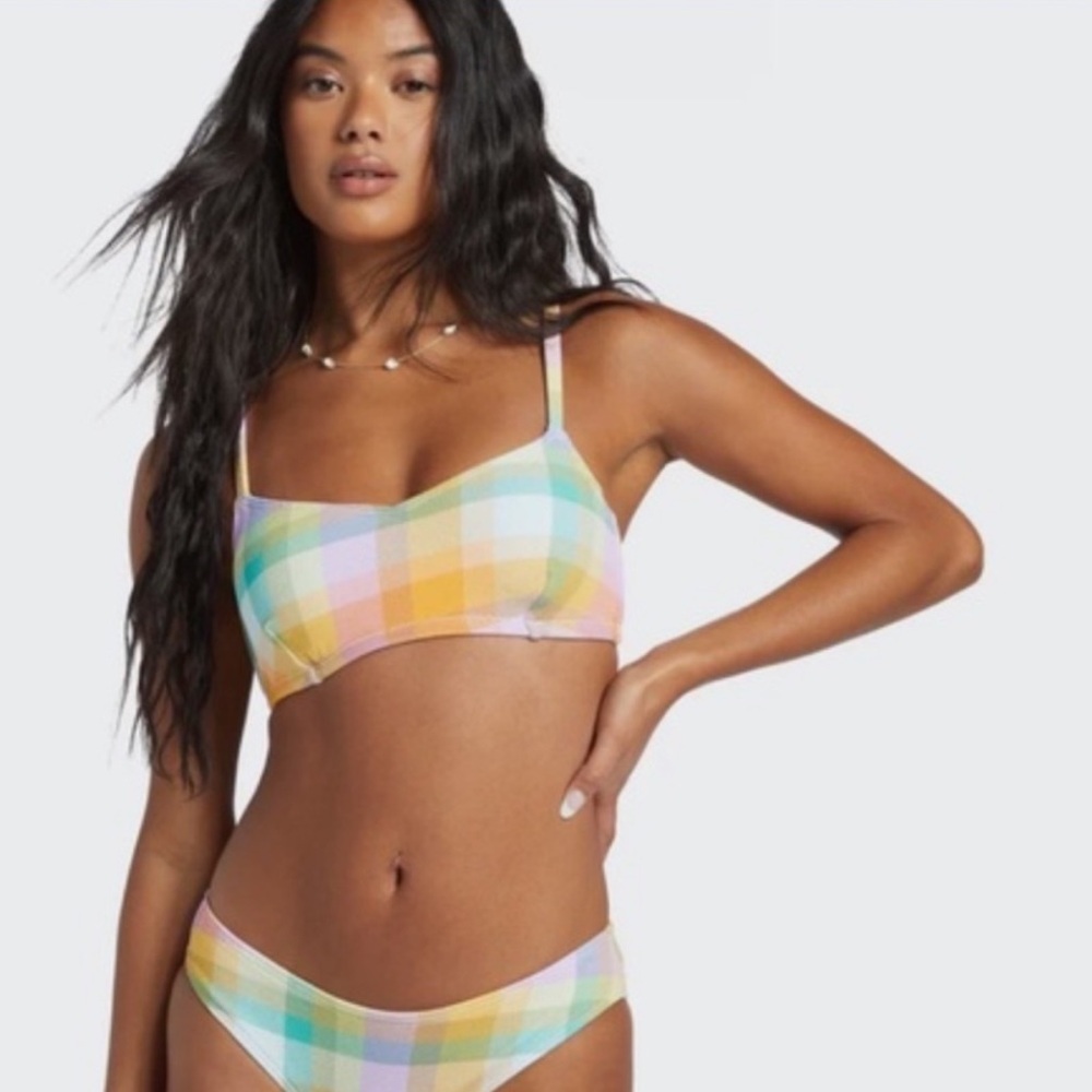 NWT Billabong Warm Waves Lila DD Bralette Bikini Top Size Medium DD